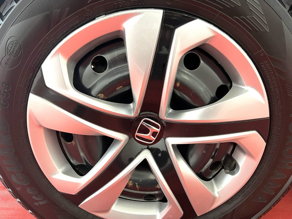 Honda CIVIC LX LX 2016 à Montmagny, Québec - 2 - w1024h768px