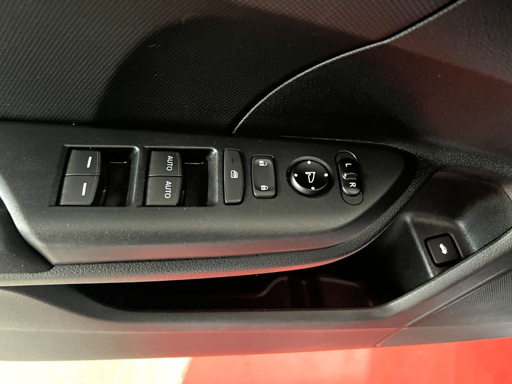 Honda CIVIC LX LX 2016 à Montmagny, Québec - 8 - w1024h768px