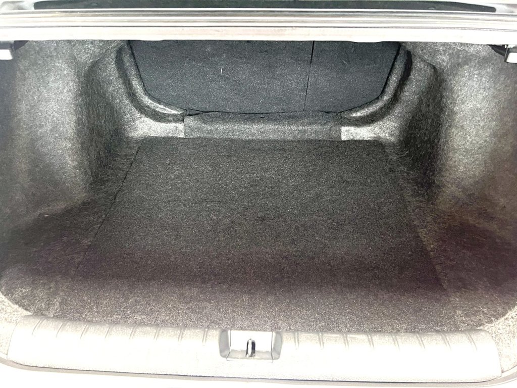 Honda CIVIC LX LX 2016 à Montmagny, Québec - 5 - w1024h768px