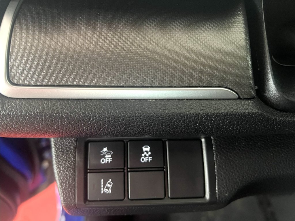2020 Honda CIVIC LX LX in Montmagny, Quebec - 8 - w1024h768px