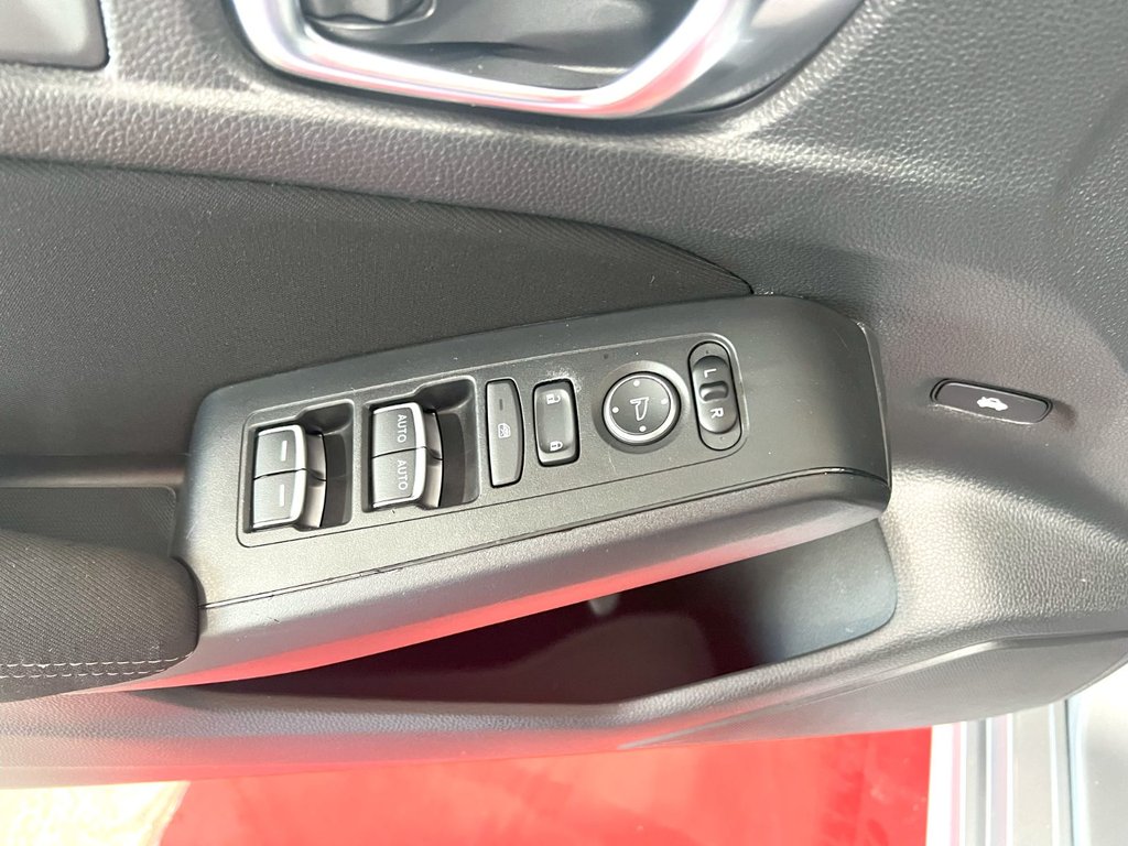 Honda CIVIC LX LX 2022 à Montmagny, Québec - 8 - w1024h768px