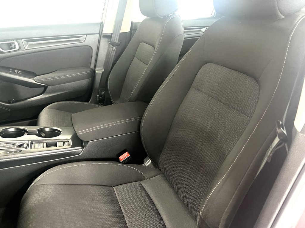 2023 Honda CIVIC LX in Montmagny, Quebec - 16 - w1024h768px