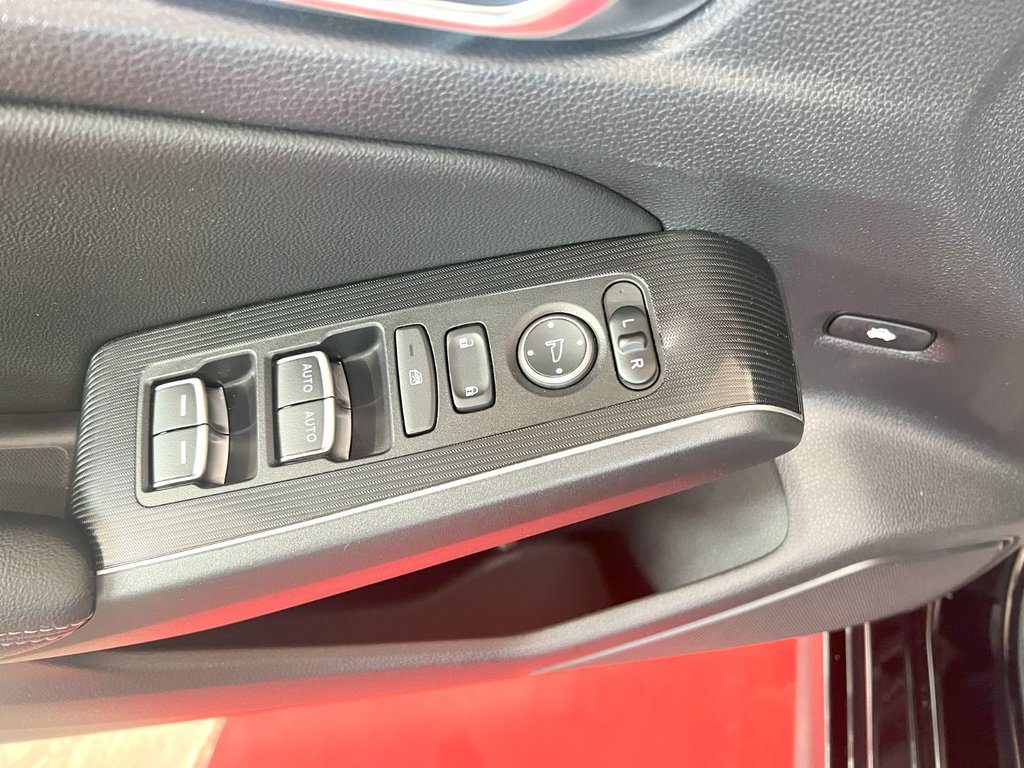 Honda Civic Sdn BERLINE TOURING 2022 à Montmagny, Québec - 8 - w1024h768px