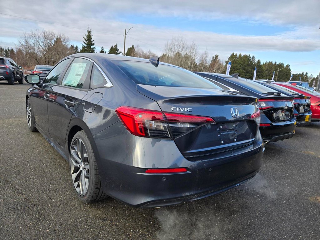 2024 Honda Civic Sedan Touring in Montmagny, Quebec - 3 - w1024h768px