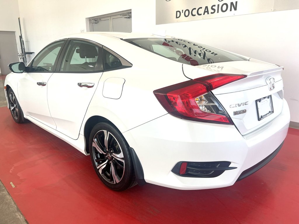 Honda CIVIC TOURING  2016 à Montmagny, Québec - 3 - w1024h768px