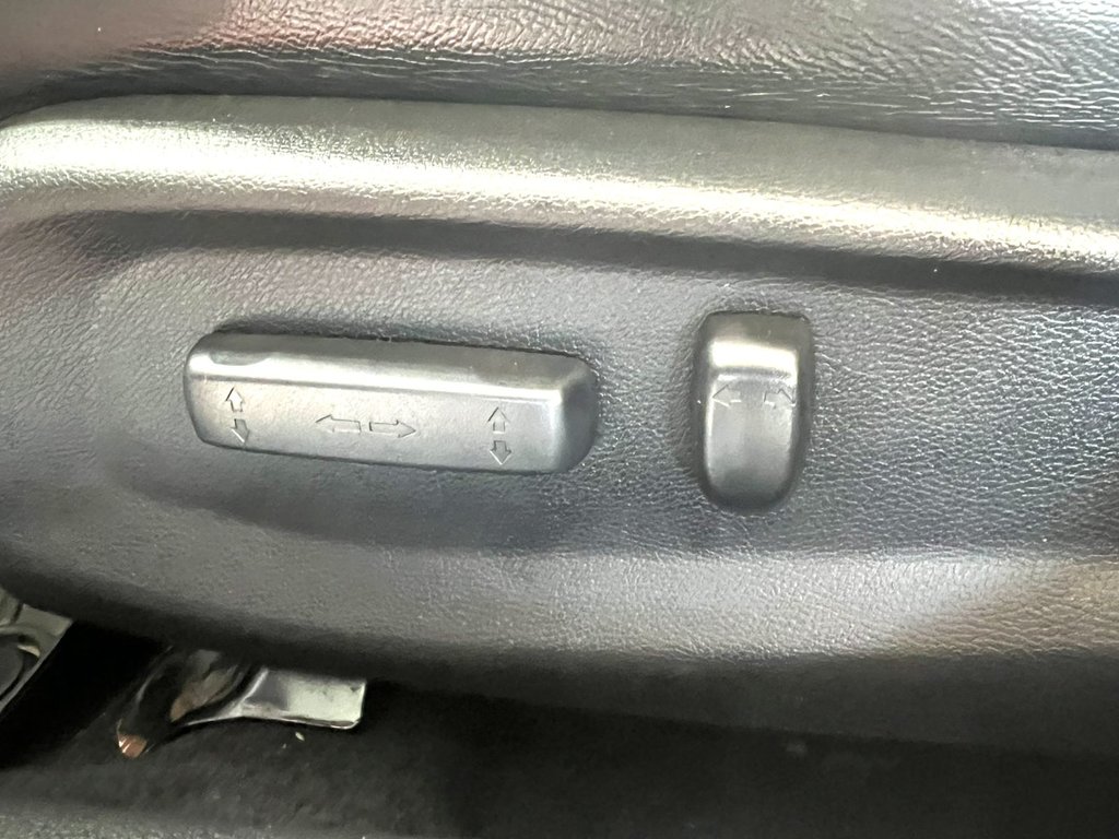 Honda CIVIC TOURING  2016 à Montmagny, Québec - 8 - w1024h768px