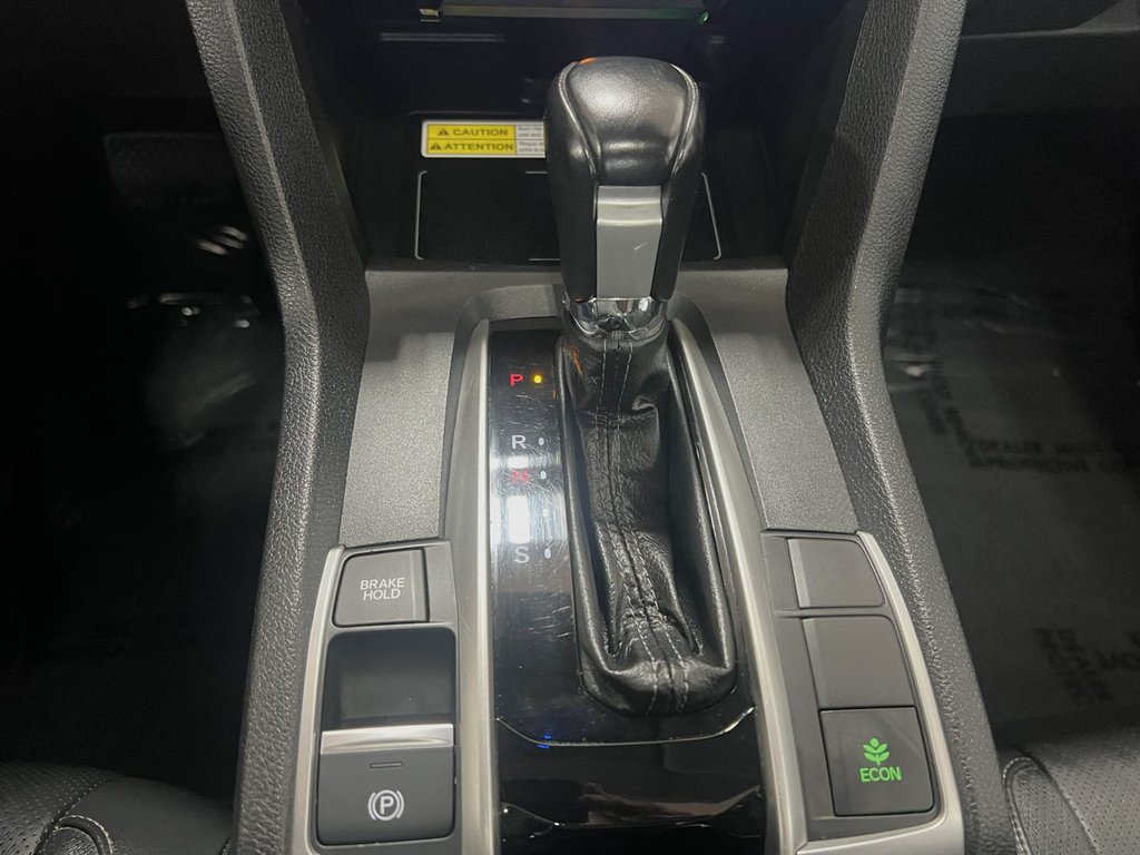 Honda CIVIC TOURING CUIR + NAVIGATION!! 2019 à Montmagny, Québec - 14 - w1024h768px