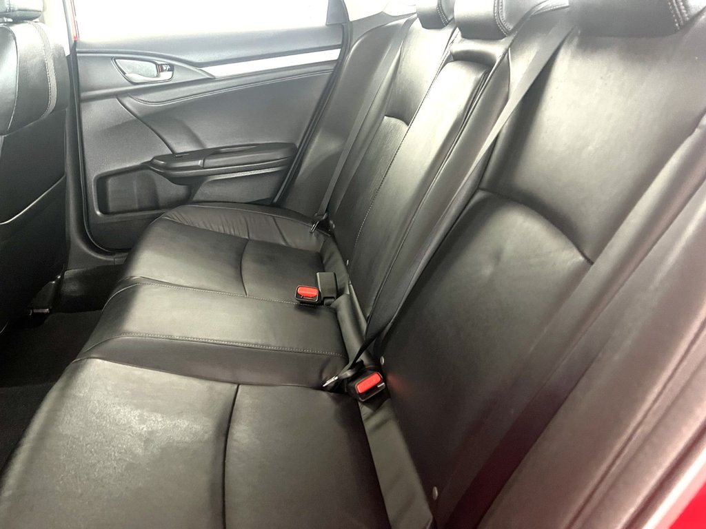 Honda CIVIC TOURING CUIR + NAVIGATION!! 2019 à Montmagny, Québec - 18 - w1024h768px