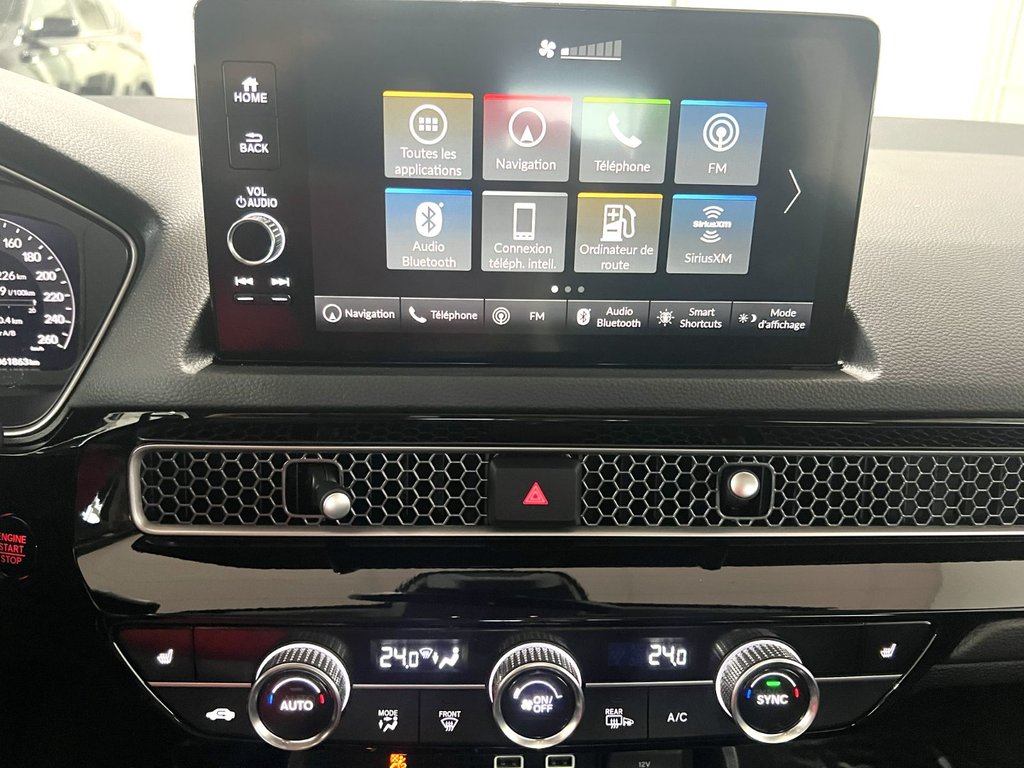 Honda CIVIC TOURING  2022 à Montmagny, Québec - 12 - w1024h768px