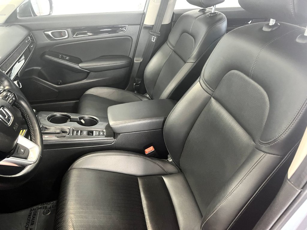 Honda CIVIC TOURING  2022 à Montmagny, Québec - 18 - w1024h768px