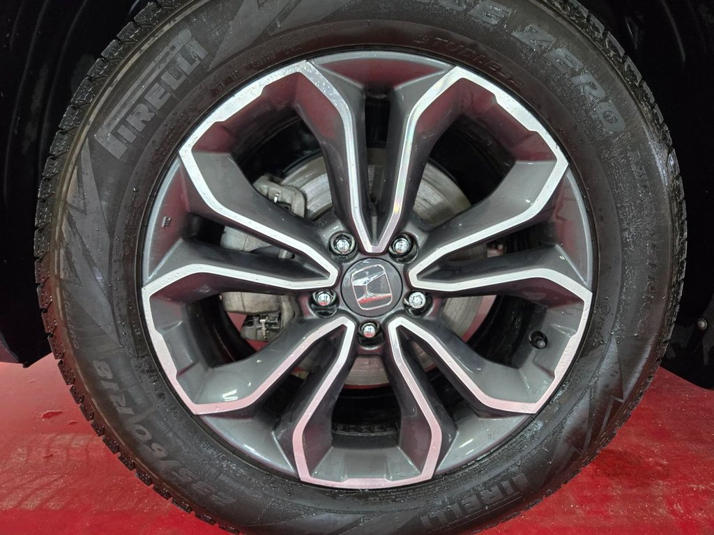 Honda CR-V EXL  2022 à Montmagny, Québec - 2 - w1024h768px
