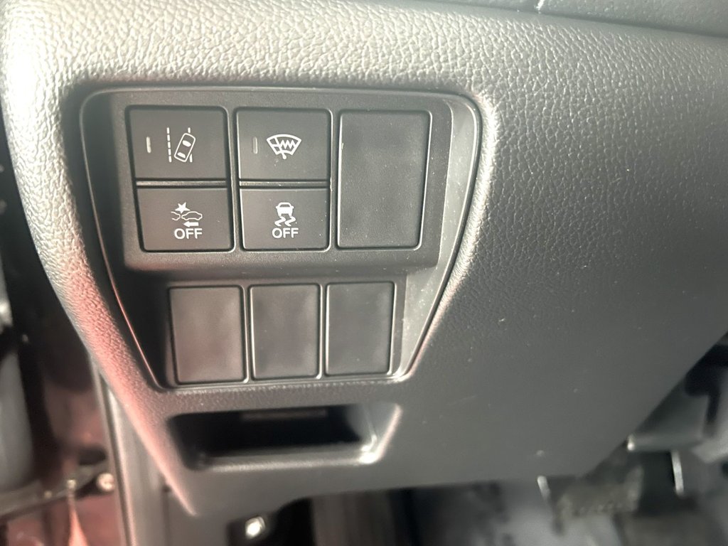 Honda CR-V LX  2018 à Montmagny, Québec - 9 - w1024h768px