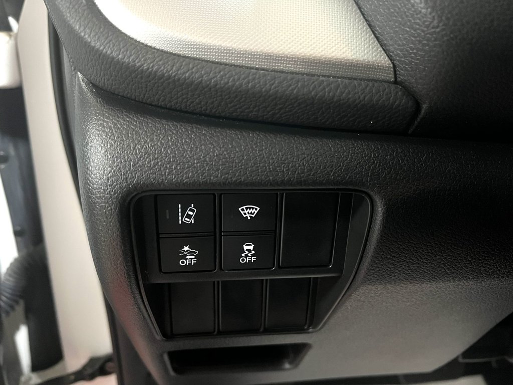 2021 Honda CR-V LX in Montmagny, Quebec - 9 - w1024h768px