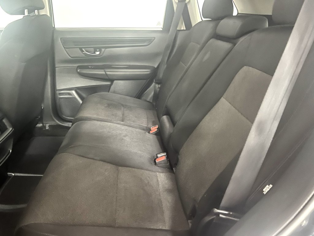 2023 Honda CR-V LX in Montmagny, Quebec - 17 - w1024h768px