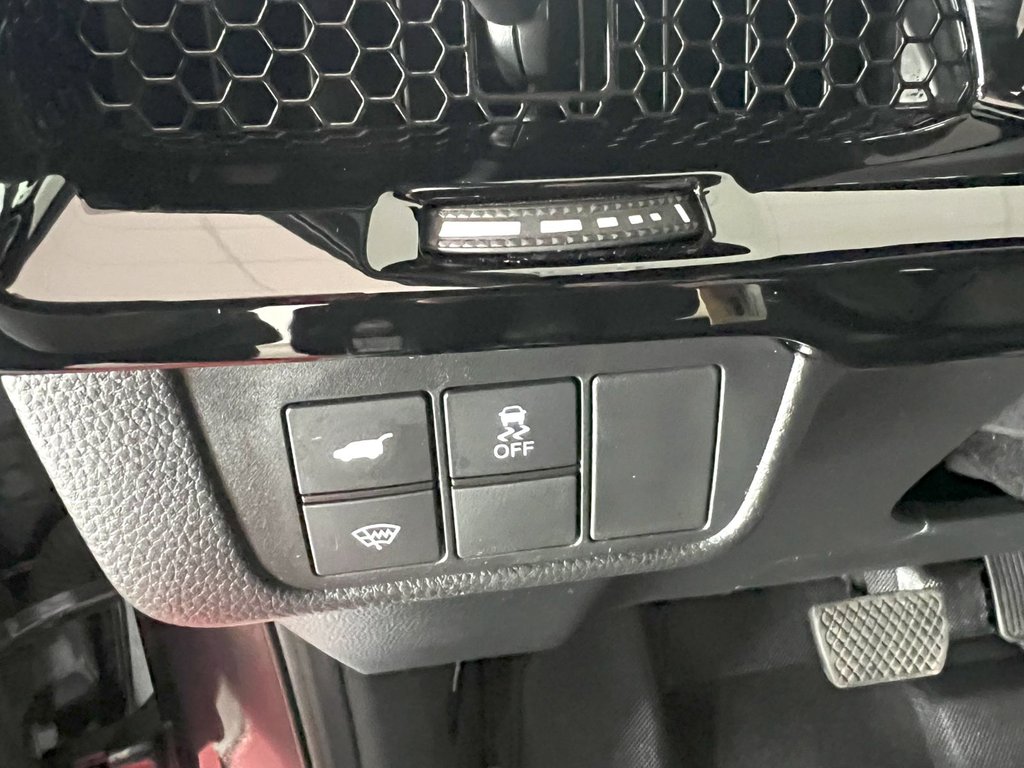 2024 Honda CR-V SPORT TOURING in Montmagny, Quebec - 9 - w1024h768px