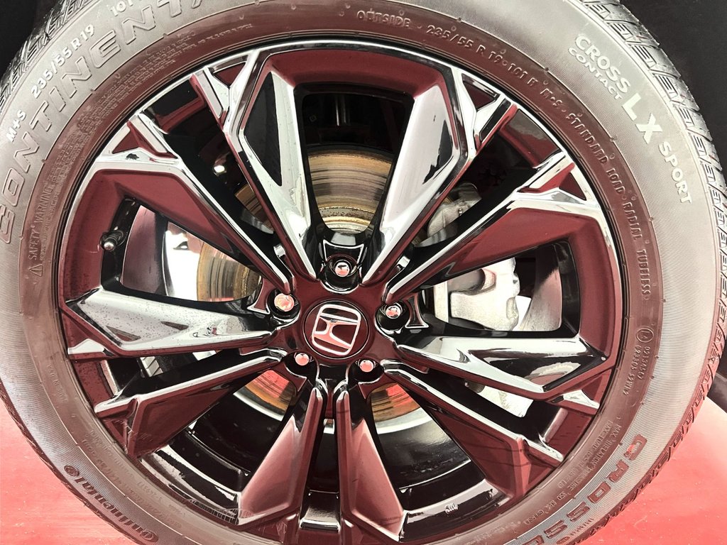 2024 Honda CR-V SPORT TOURING in Montmagny, Quebec - 2 - w1024h768px