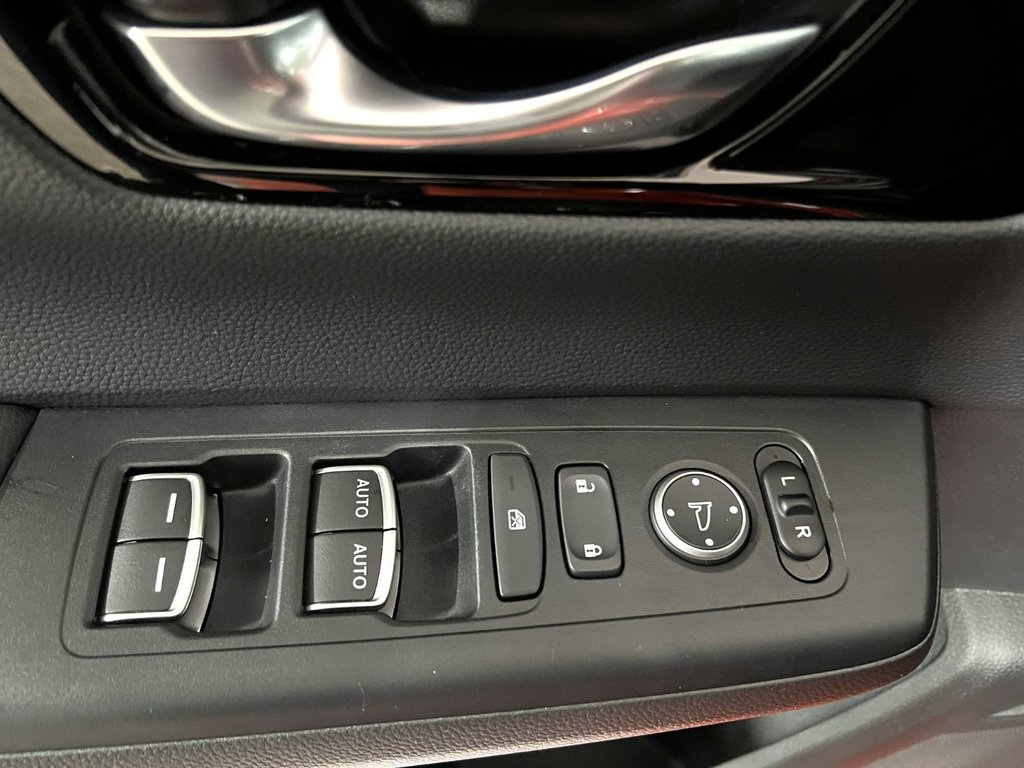 Honda CR-V SPORT  2023 à Montmagny, Québec - 8 - w1024h768px