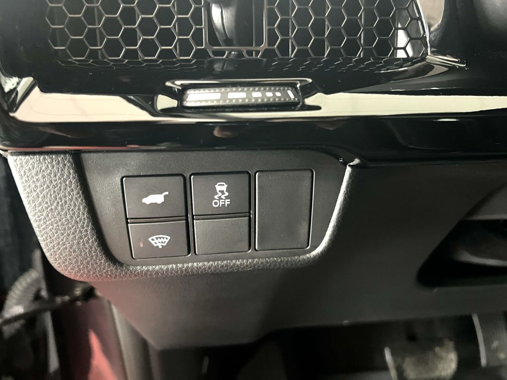 2023 Honda CR-V SPORT in Montmagny, Quebec - 10 - w1024h768px