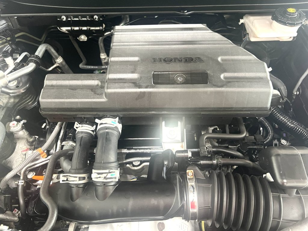 2021 Honda CR-V TOURING in Montmagny, Quebec - 20 - w1024h768px
