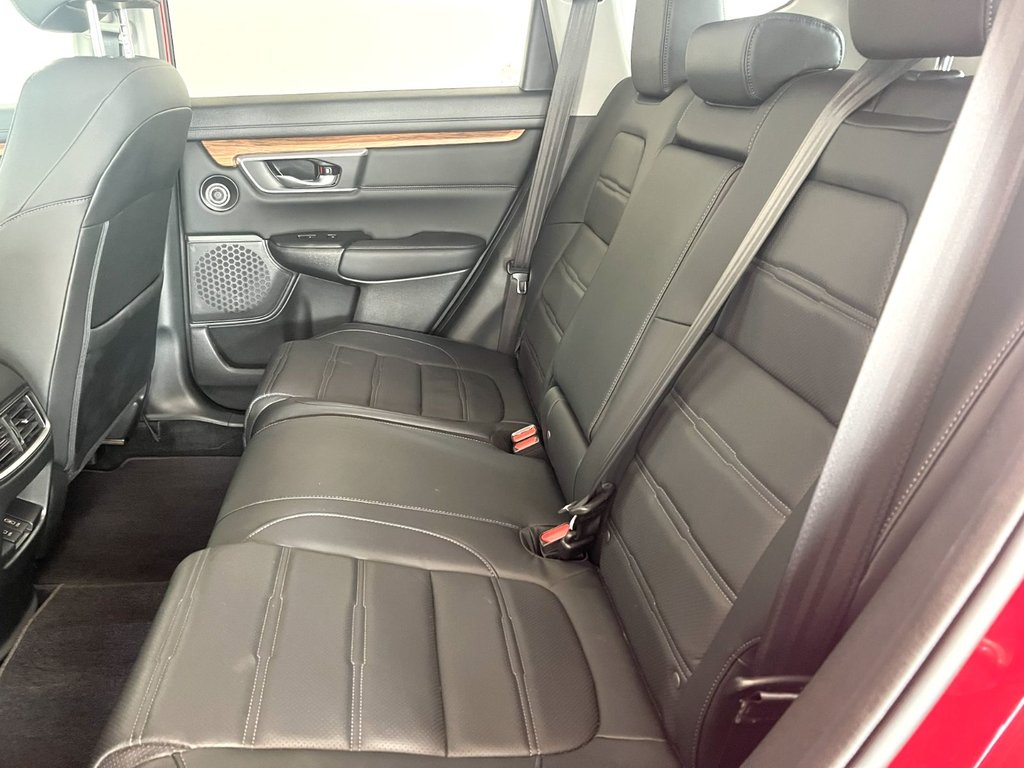 2021 Honda CR-V TOURING in Montmagny, Quebec - 19 - w1024h768px