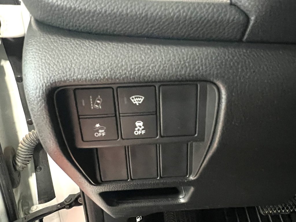 2018 Honda CR-V LX in Montmagny, Quebec - 9 - w1024h768px