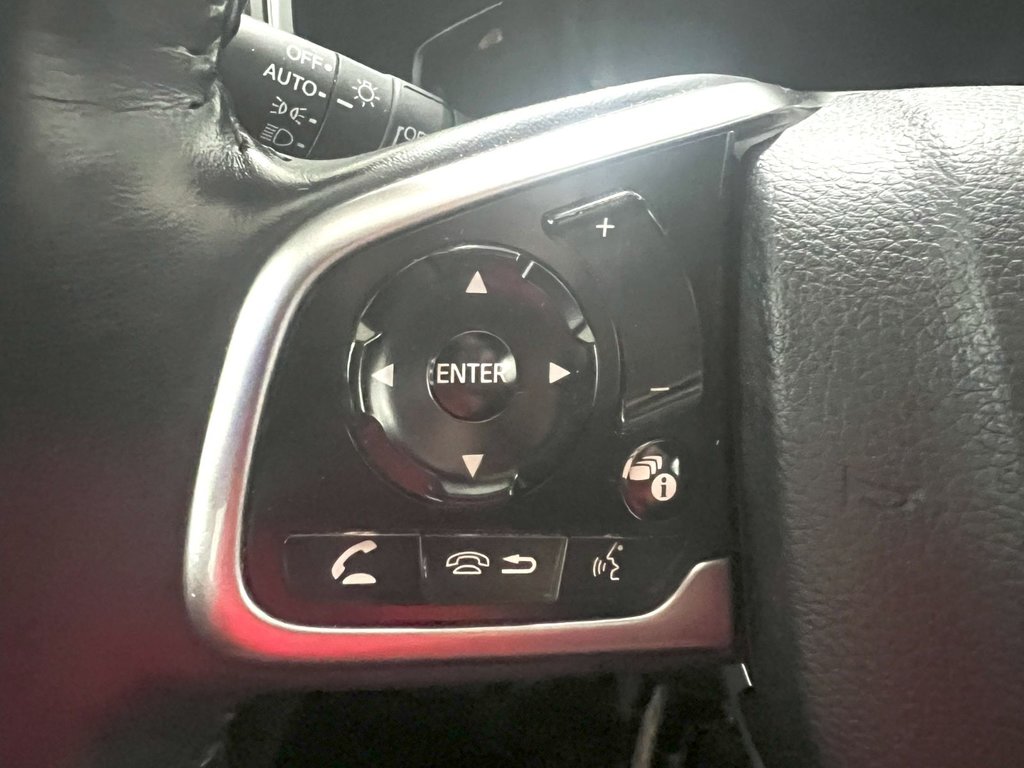 Honda CR-V  2021 à Montmagny, Québec - 11 - w1024h768px