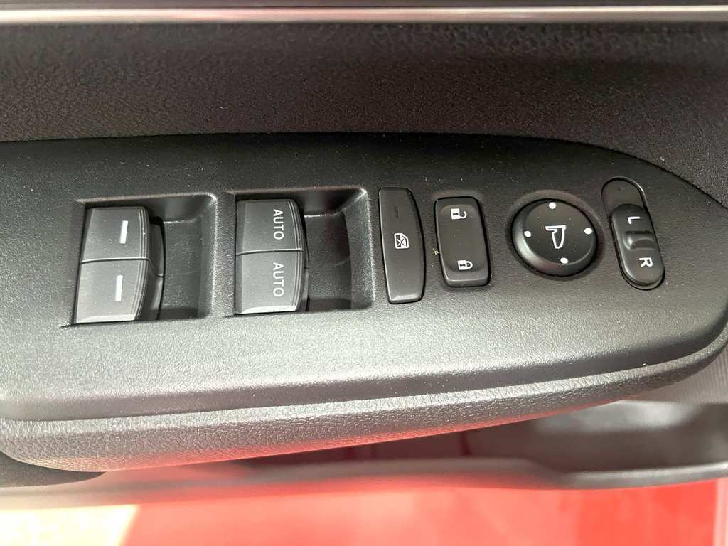 Honda CR-V  2021 à Montmagny, Québec - 8 - w1024h768px