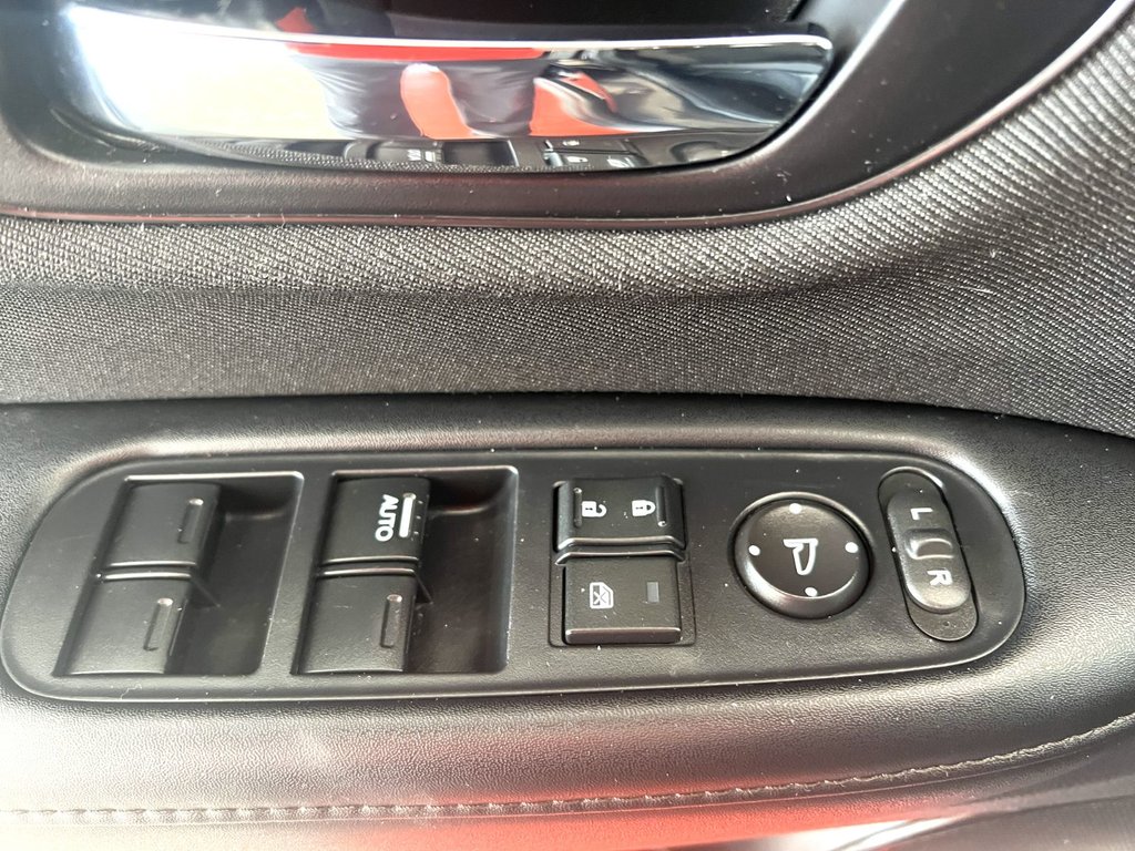 Honda HR-V LX AWD 2021 à Montmagny, Québec - 8 - w1024h768px