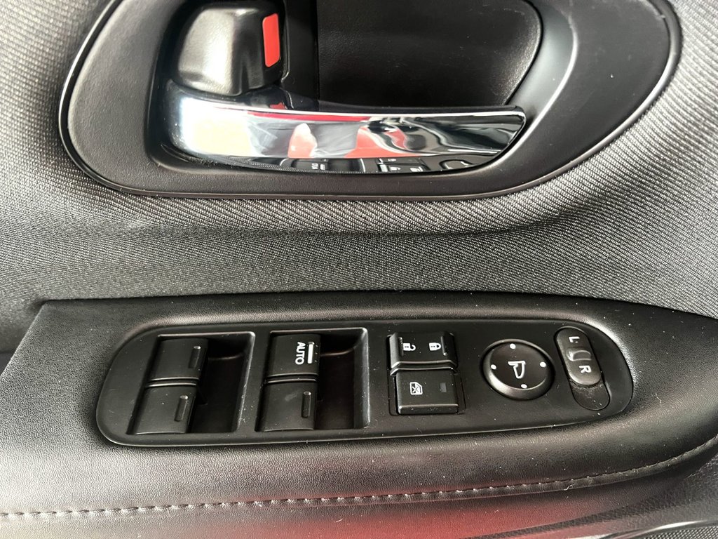 2021 Honda HR-V LX in Montmagny, Quebec - 8 - w1024h768px