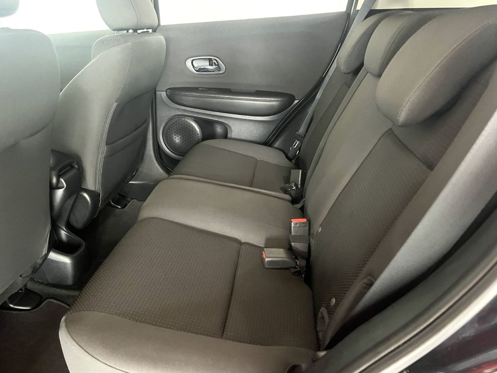 2021 Honda HR-V LX in Montmagny, Quebec - 16 - w1024h768px