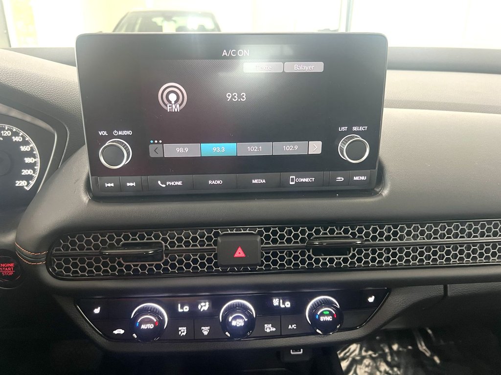 2024 Honda HR-V SPORT in Montmagny, Quebec - 11 - w1024h768px