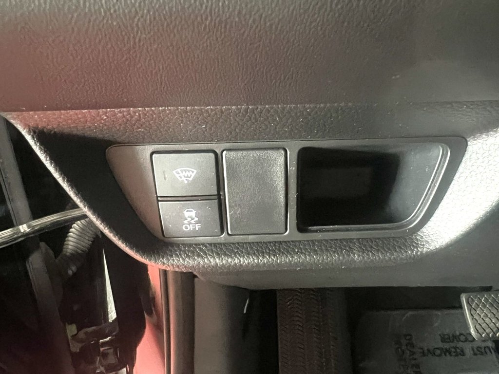 2024 Honda HR-V SPORT in Montmagny, Quebec - 8 - w1024h768px