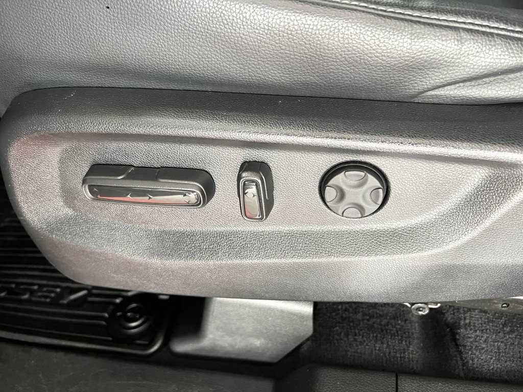 Honda ODYSSEY EXL -RES (DVD) 2023 à Montmagny, Québec - 9 - w1024h768px