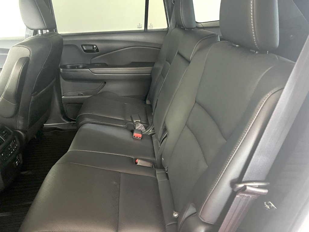 2022 Honda Passport TOURING in Montmagny, Quebec - 19 - w1024h768px