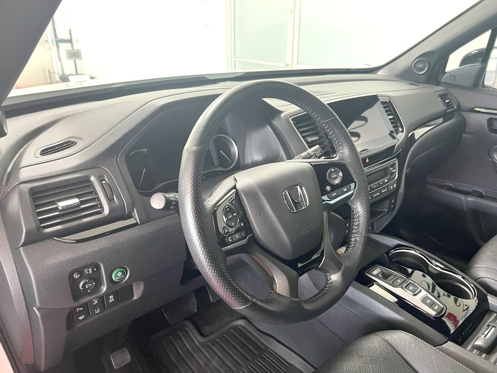 2022 Honda Passport TOURING in Montmagny, Quebec - 16 - w1024h768px