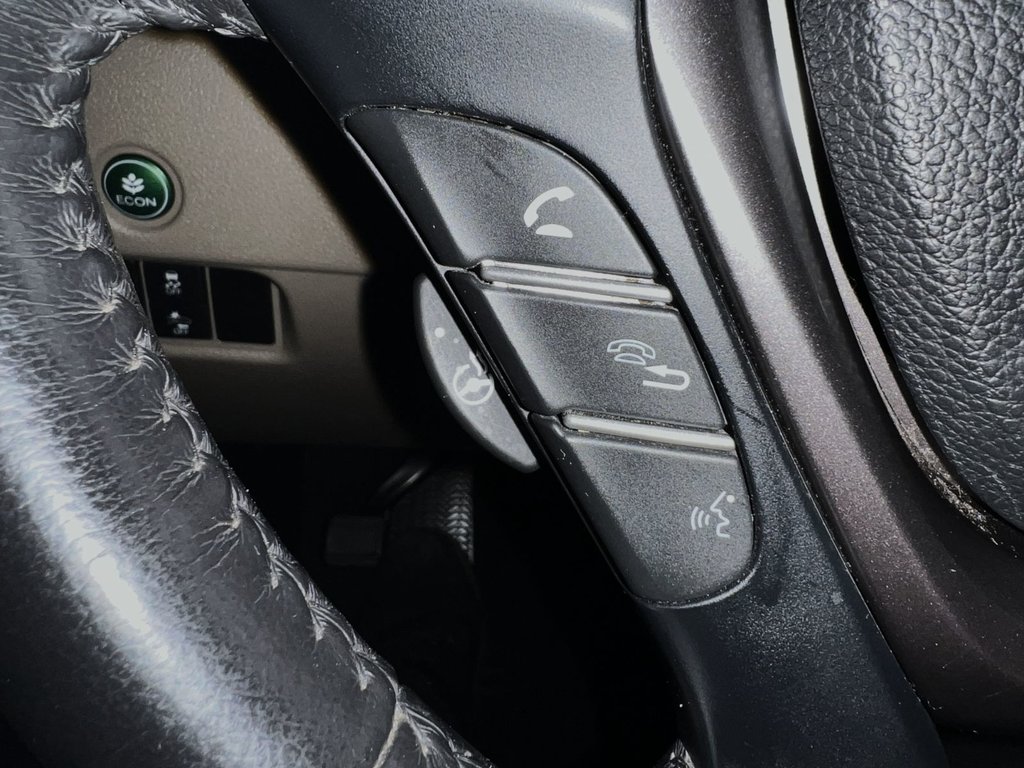 2017 Honda PILOT EXL DVD 8 PASSAGERS in Montmagny, Quebec - 12 - w1024h768px