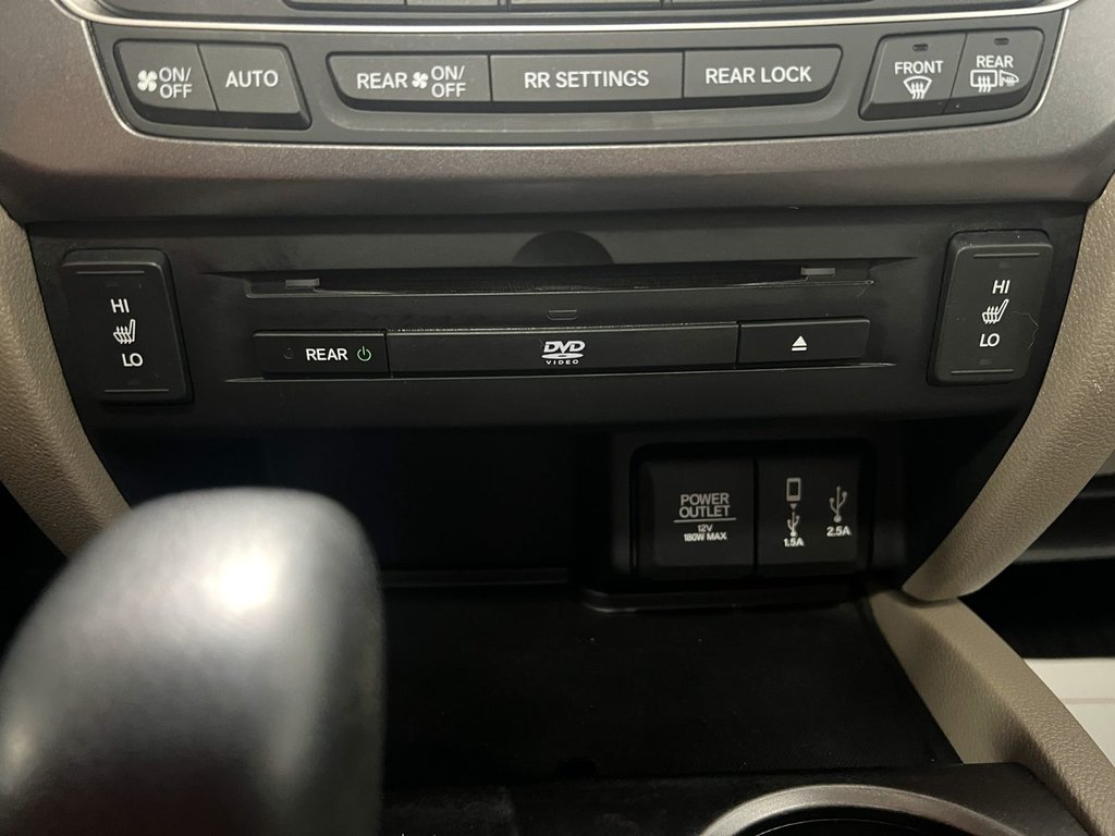 2017 Honda PILOT EXL DVD 8 PASSAGERS in Montmagny, Quebec - 16 - w1024h768px