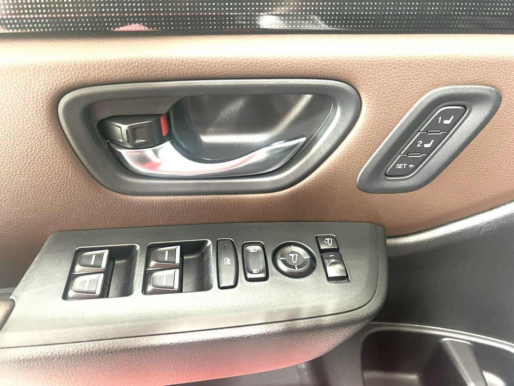 2025 Honda PILOT TOURING in Montmagny, Quebec - 8 - w1024h768px