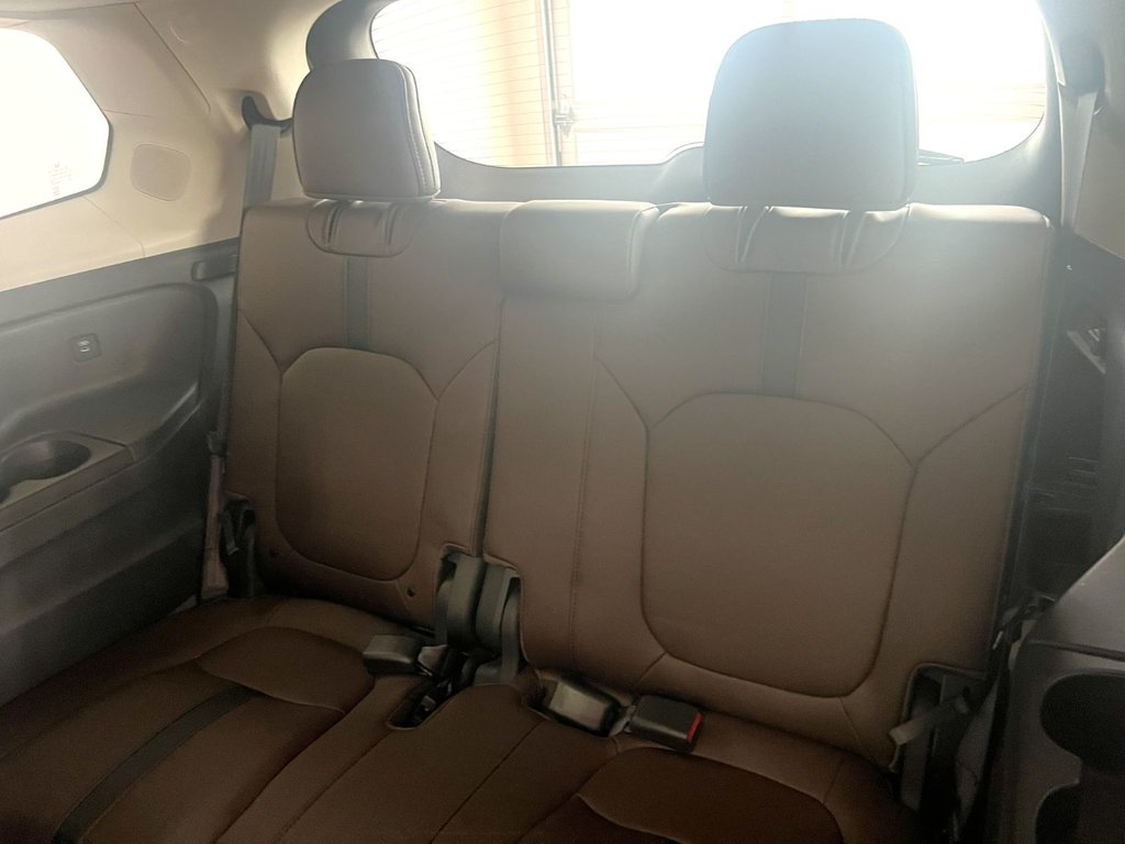 2025 Honda PILOT TOURING in Montmagny, Quebec - 21 - w1024h768px