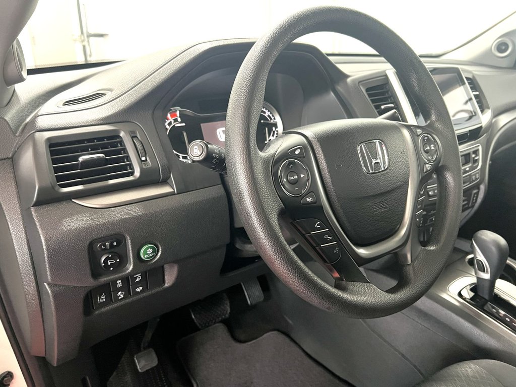 Honda RIDGELINE SPORT 5000 LIVRES REMORQUAGE! 2017 à Montmagny, Québec - 18 - w1024h768px