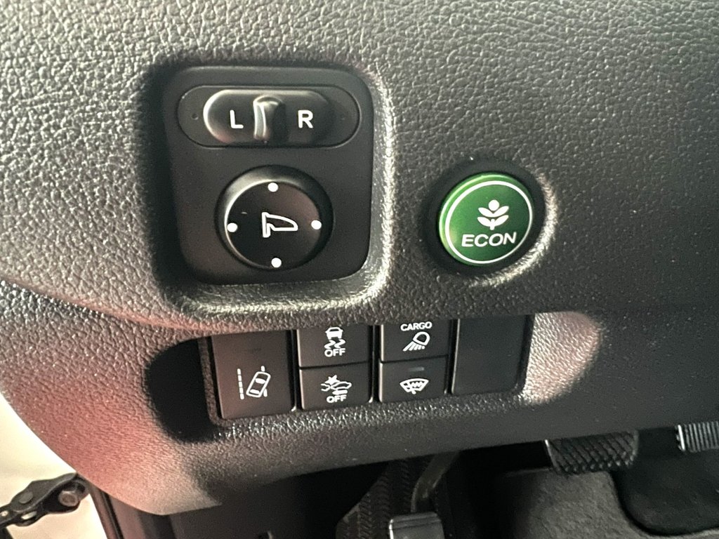 Honda RIDGELINE SPORT 5000 LIVRES REMORQUAGE! 2017 à Montmagny, Québec - 11 - w1024h768px