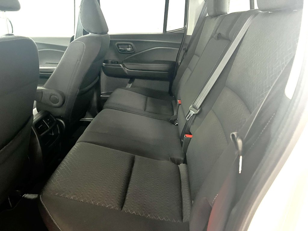 Honda RIDGELINE SPORT 5000 LIVRES REMORQUAGE! 2017 à Montmagny, Québec - 21 - w1024h768px