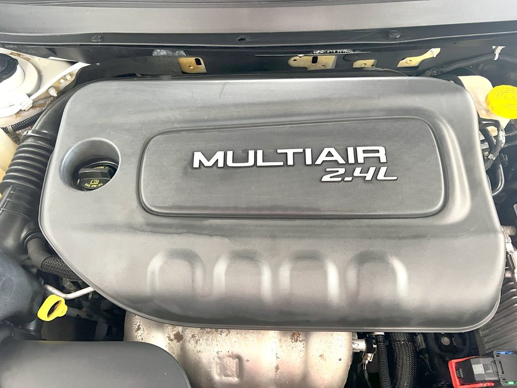 Jeep CHEROKEE  2015 à Montmagny, Québec - 18 - w1024h768px