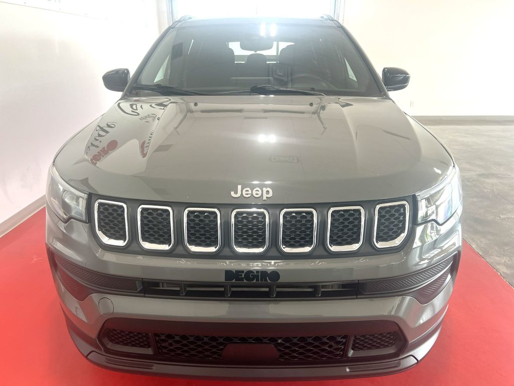 2023 Jeep COMPASS SPORT in Montmagny, Quebec - 6 - w1024h768px