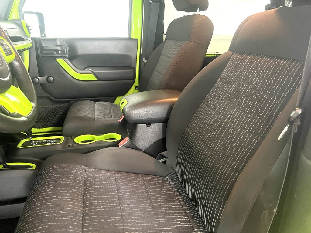 Jeep WRANGLER SPORT  2012 à Montmagny, Québec - 13 - w1024h768px