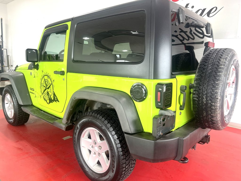 Jeep WRANGLER SPORT  2012 à Montmagny, Québec - 2 - w1024h768px