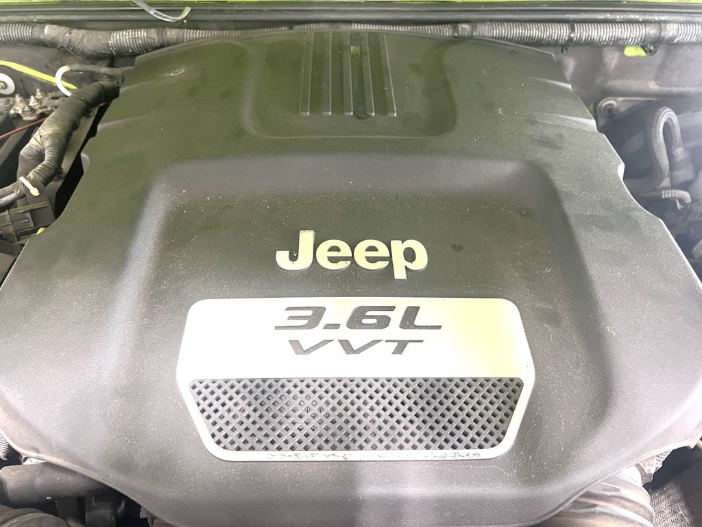 Jeep WRANGLER SPORT  2012 à Montmagny, Québec - 15 - w1024h768px
