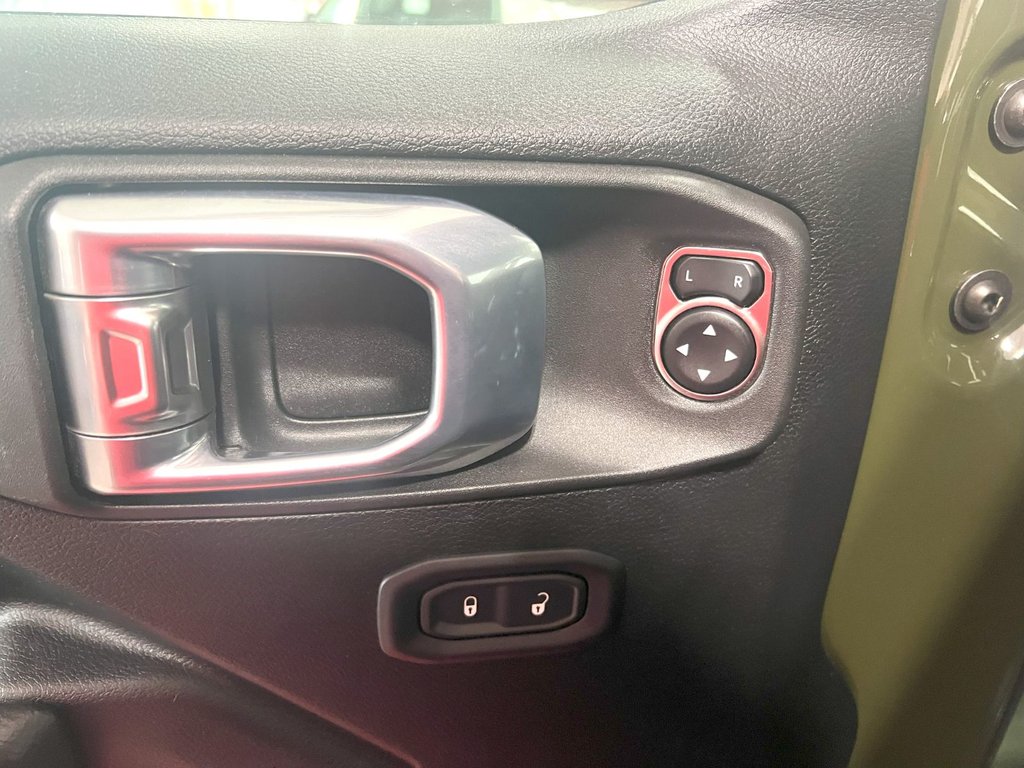 2022 Jeep WRANGLER SPORT WILLYS in Montmagny, Quebec - 8 - w1024h768px