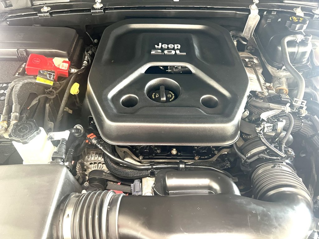 2020 Jeep WRANGLER UNLIMITED SPORT in Montmagny, Quebec - 18 - w1024h768px
