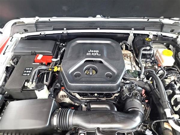2022 Jeep WRANGLER UNLIMITED SPORT in Montmagny, Quebec - 19 - w1024h768px